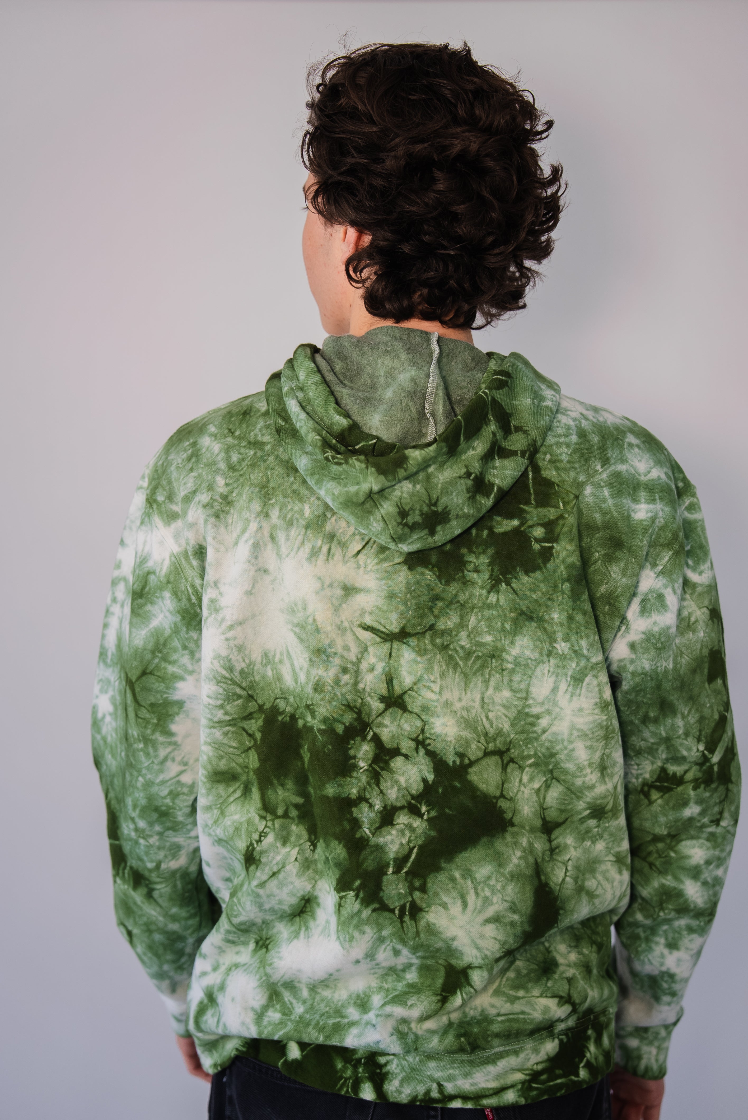Hoodie ¡QUE CHILLE! Tie Dye Green