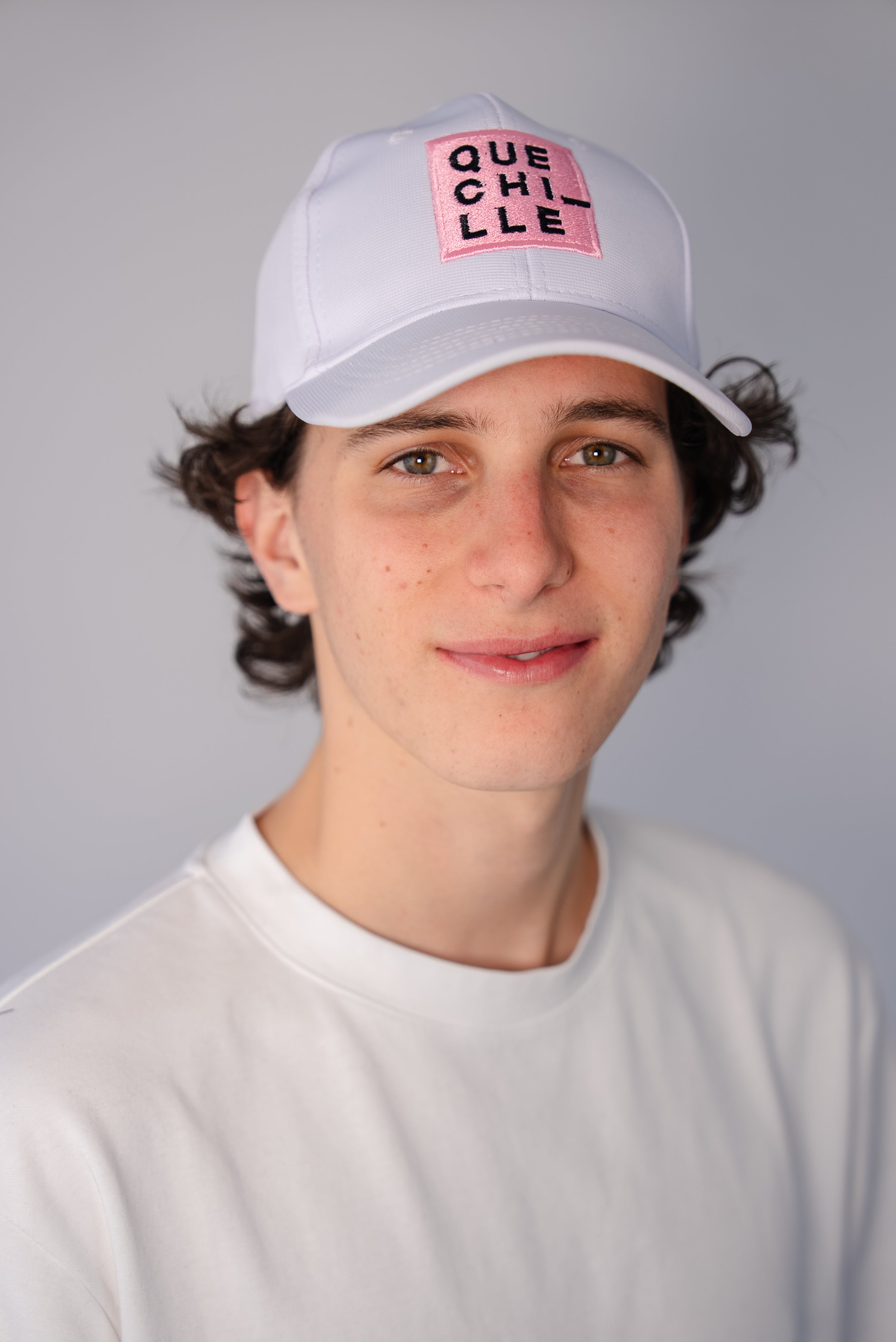 Gorra ¡QUE CHILLE! White Edition