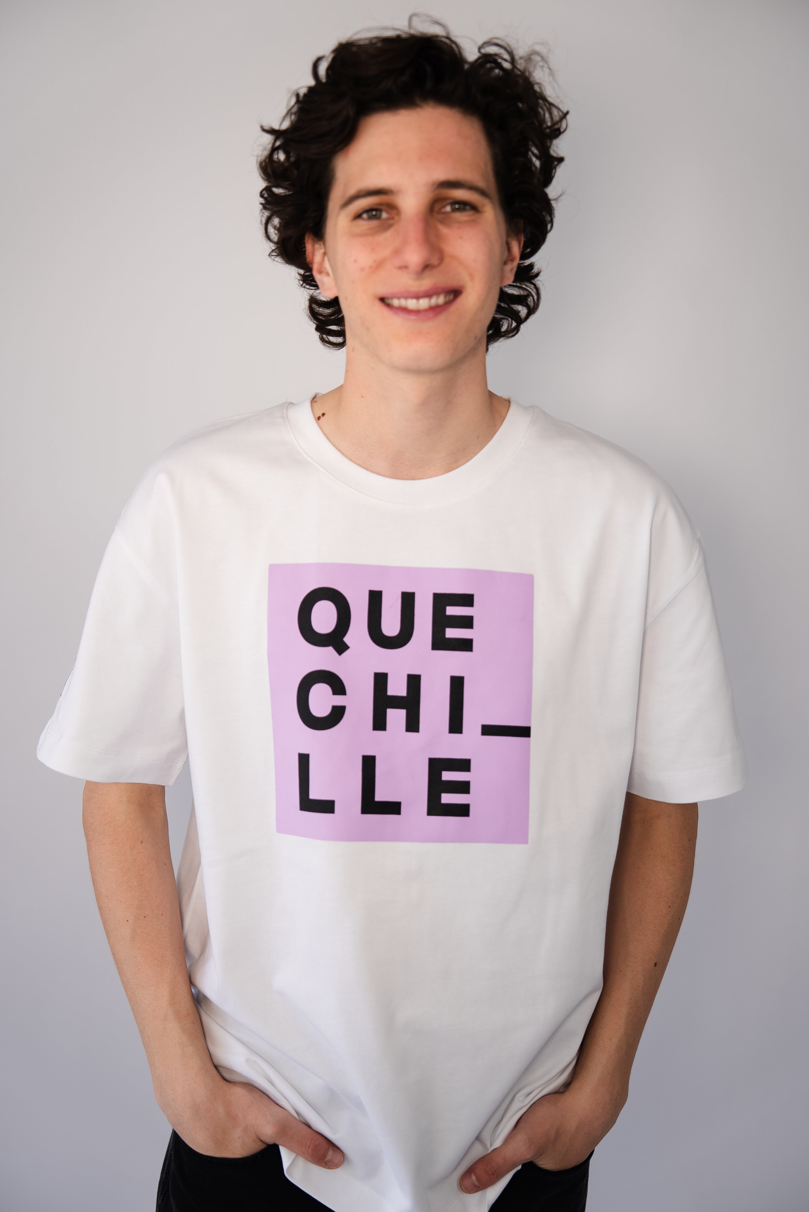 Playera Oversize ¡QUE CHILLE! White Edition