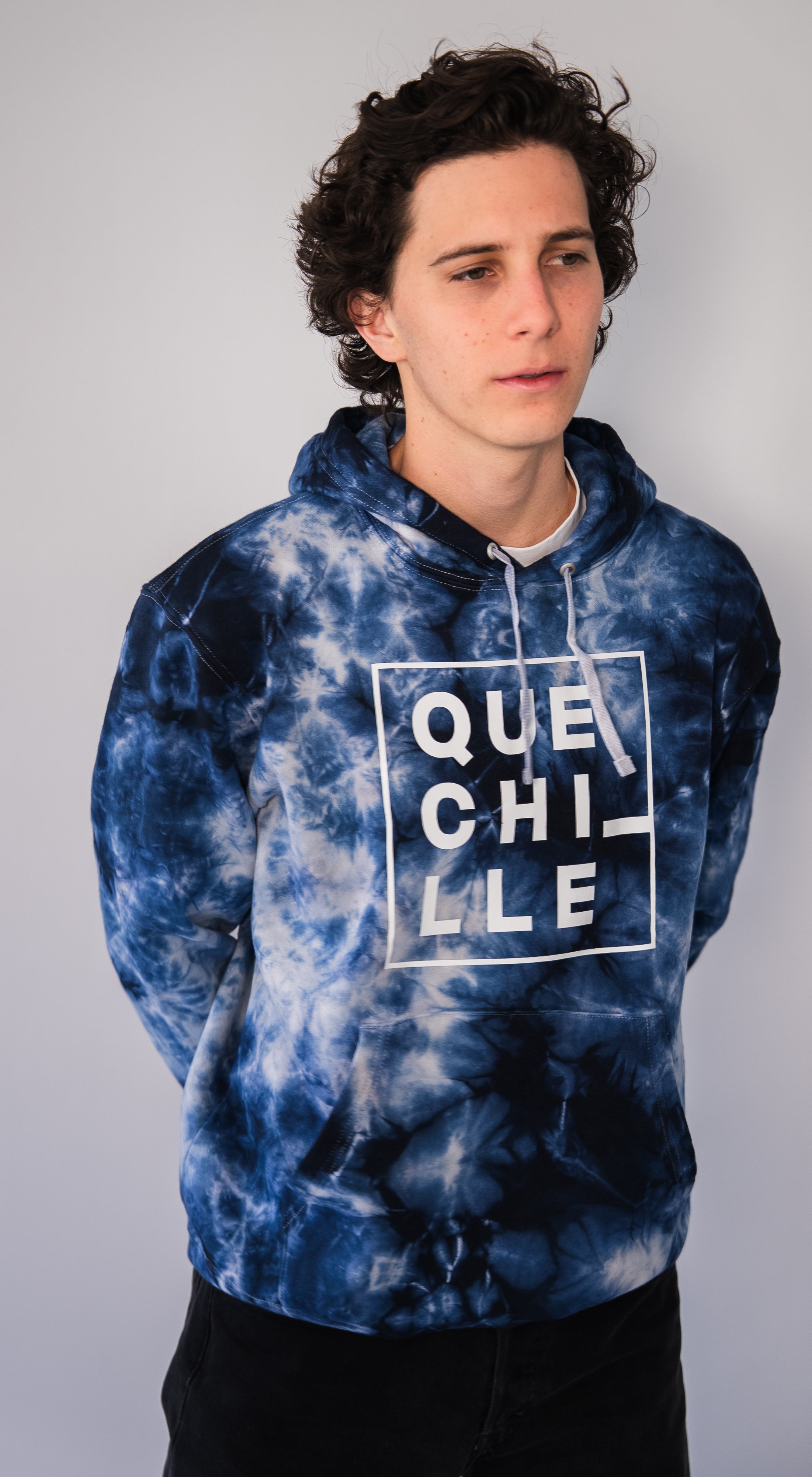 Hoodie ¡QUE CHILLE! Tie Dye Blue