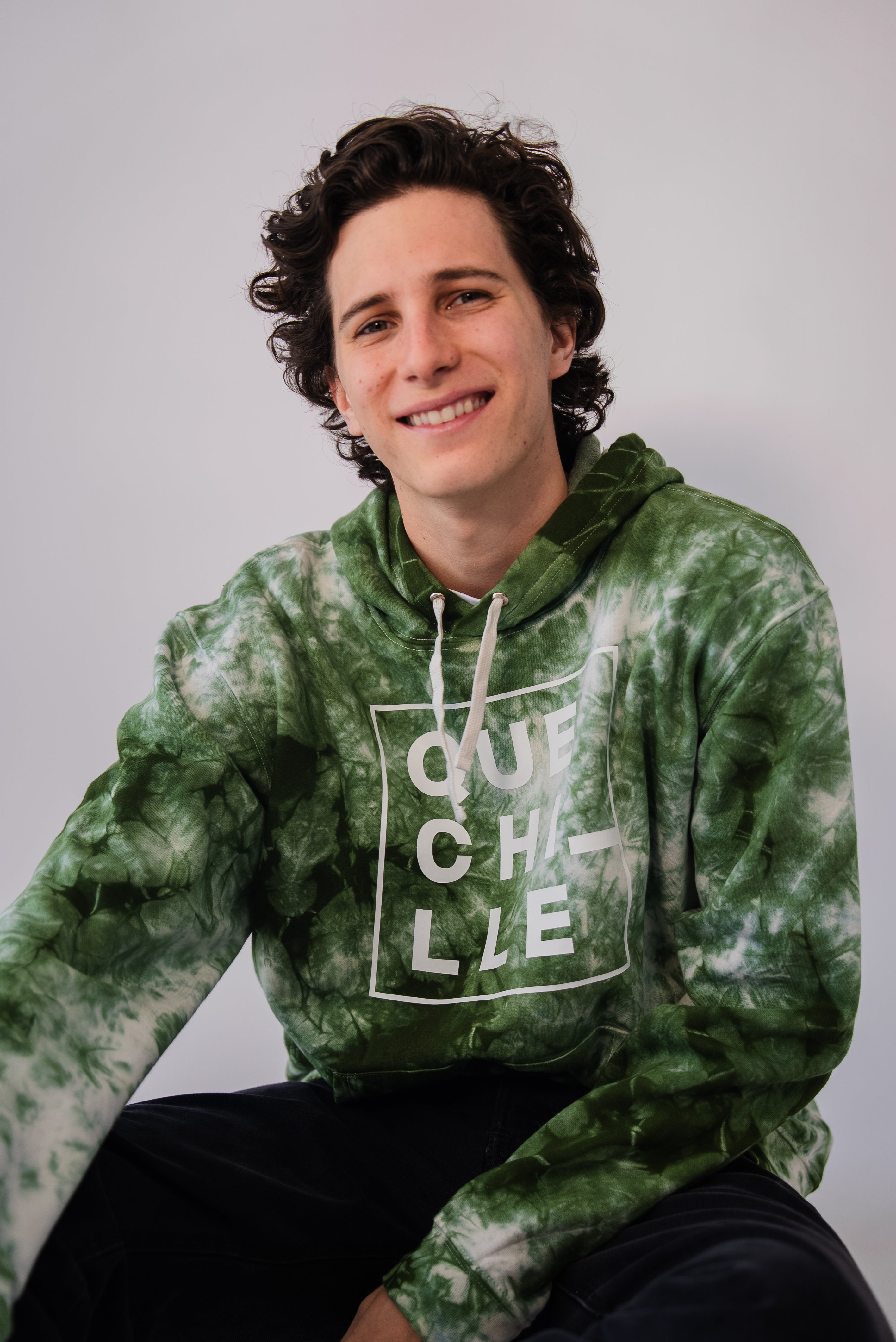 Hoodie ¡QUE CHILLE! Tie Dye Green